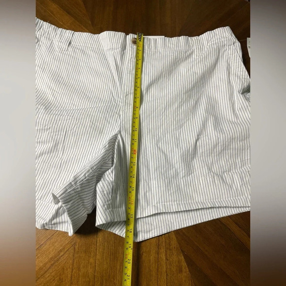 Old Navy NWT Shorts Size XXL Stripes Coastal Preppy Chino 3.5 Inch - Picture 5 of 7